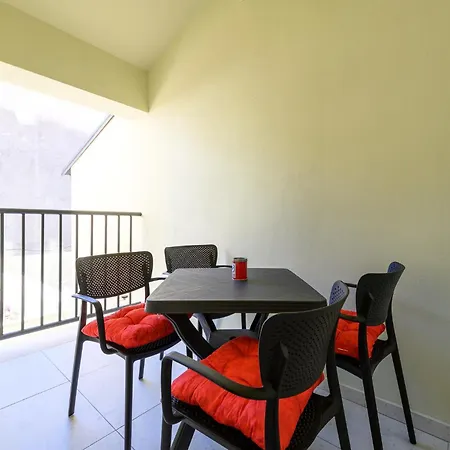 Urban Apartmán *